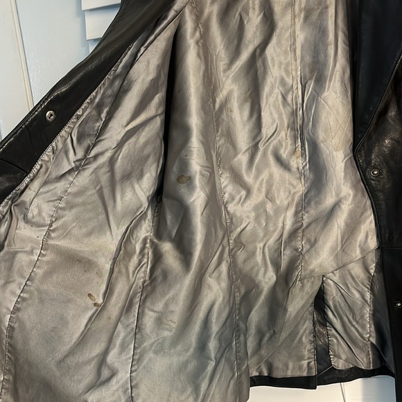 Gallery 100% Genuine Leather Women’s Blazer/Jacket. Size Large. - Picture 10 of 12